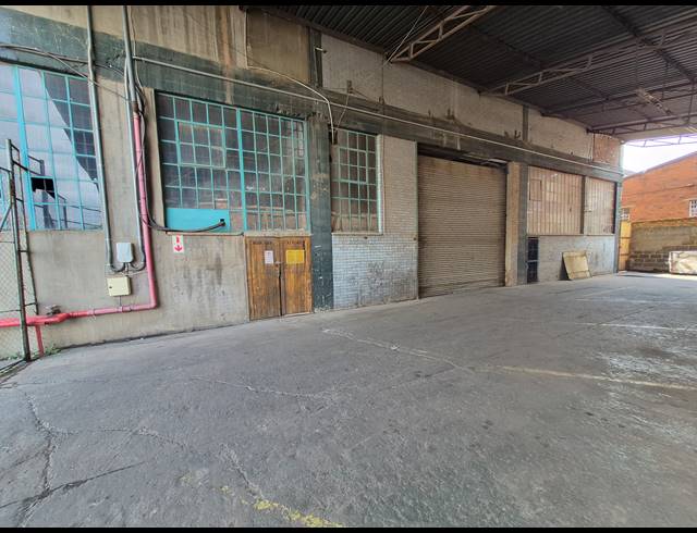 2,800M² WAREHOUSE TO LET IN HERIOTDALE